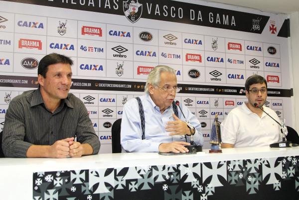 Vasco apresenta Zé Ricardo como seu novo treinador (25/08)