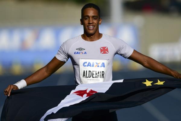 Maior nome do Atletismo do Vasco, Aldemir Gomes foi ouro nos 200m do Troféu Brasil