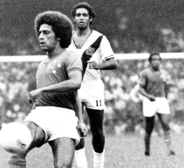 Em 1975, Cruzeiro eliminou Vasco no Grupo 3 da Libertadores e vingou perda do título no ano anterior