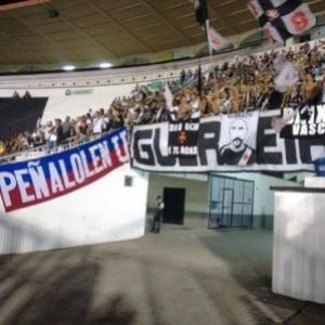 Torcedores da La U já marcaram presença em jogos do Vasco em São Januário