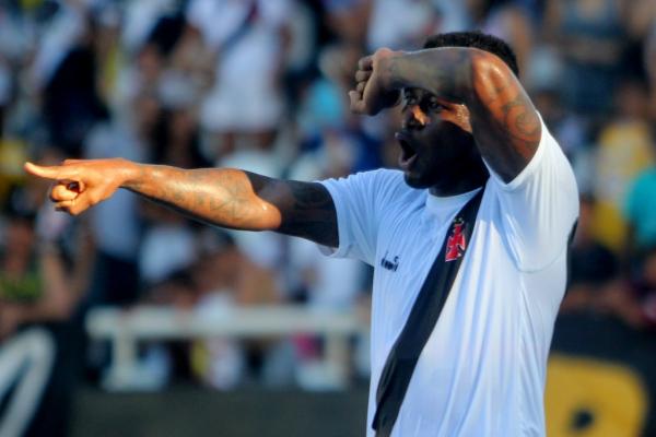 Riascos brilhou contra o Botafogo na Taça Rio