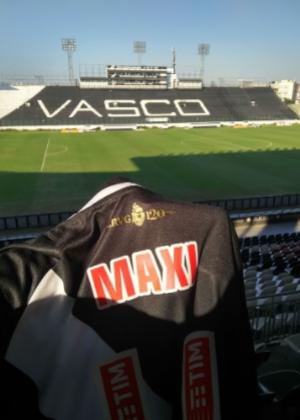 Vasco divulga camisa que Maxi López utilizará: a 11 de Romário