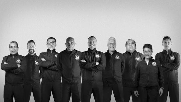 Zinho, Diego, Ricardo Rocha, Claudio Adão, Denílson, Roberto Dinamite, Branco, Amarildo e Sorato