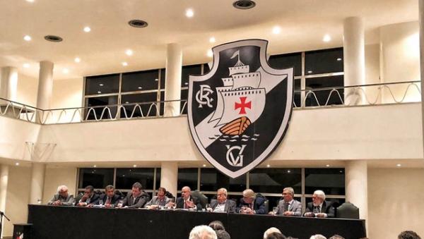 Conselho Deliberativo do Vasco aprovou as contas de 2017 apresentadas por Eurico