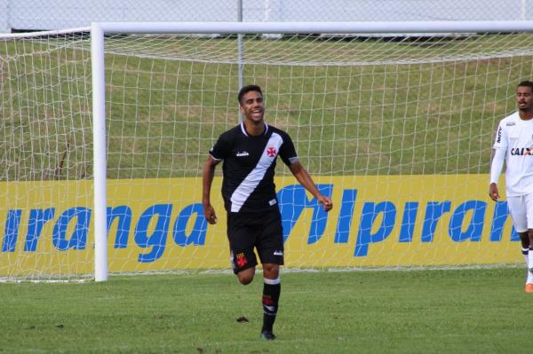Tiago Reis marcou o gol do Vasco na partida