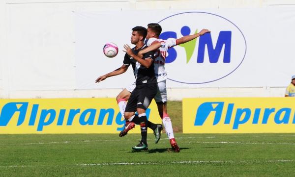 Tiago Reis marcou o gol do Vasco na vitória diante do Toluca