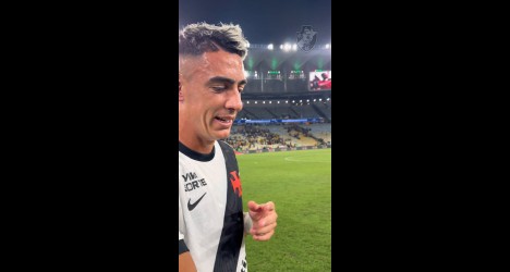Puma Rodríguez se emociona ao falar do pai, que está internado, e agradece ao Vasco e à torcida; veja vídeo