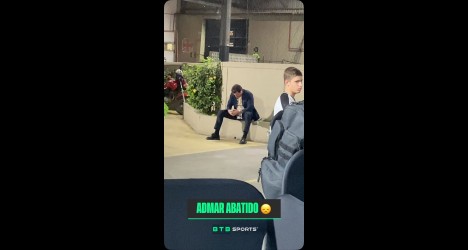 Admar Lopes aparentava estar abatido após a derrota do Vasco para o Santos; veja vídeo