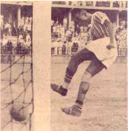 Gol de letra de Isaias, Fluminense 1x4 Madureira, Laranjeiras, 2/8/1942.