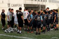 Coordenar Fbio Fernandes conversa com grupo aps treino