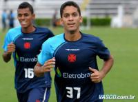 Max e Romulo, destaques dos Juniores do Vasco, agora no time profissional