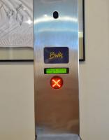 Na parte superior, a cmera registra o rosto do torcedor, aps o mesmo validar seu ingresso na mesma catraca