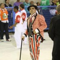 Eri Johnson com a fantasia do desfile do Salgueiro