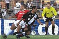 2000: Golao contra o Manchester United