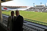 Homenagem do Vasco ao presidente do Benfica