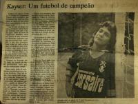 Reportagem de jornal em que Kaiser aparece como um grande artilheiro
