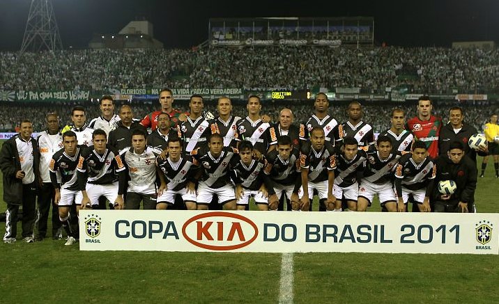 Campeão da Copa do Brasil 2011, Rômulo acerta retorno ao Vasco