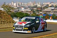 Carro vascano no 1 dia de treinos livres da etapa de Londrina do Trofu Linea