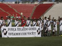 Faixa em apoio a Ricardo Gomes