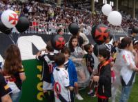 Homenagem a crianas em So Janurio