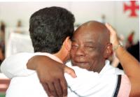 Pai Santana com Bebeto