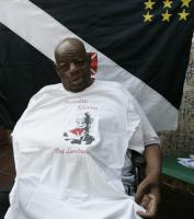 Pai Santana com em sua homenagem