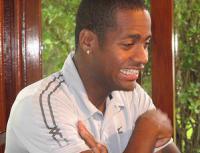 Sorridente, Ded concede ltima coletiva do ano