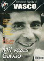 Homenageado por completar 1000 jogos, em 2000