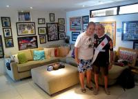 Pais de Juninho mostram acervo do filho em casa