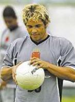 Alex Alves em treino no Vasco