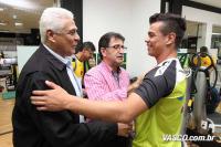 Dinamite, Ren� Sim�es e Bernardo