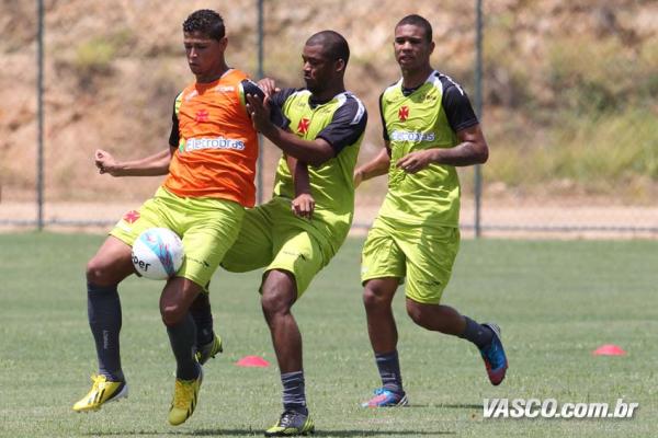 Romrio Correa e Jhon Cley