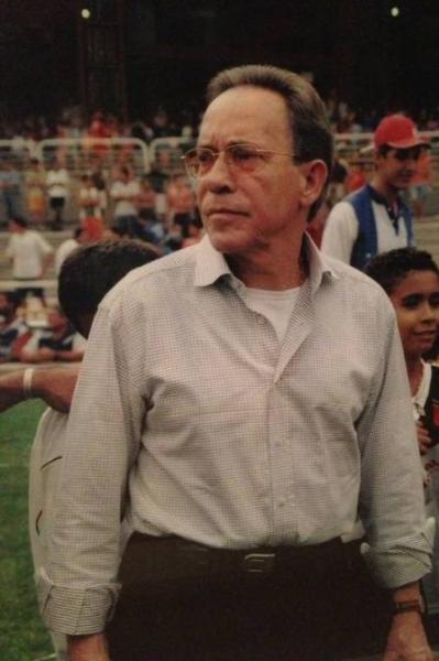 Sendas, no Maracan: elegncia nos negcios e no futebol