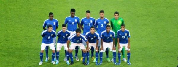 Seleo Sub-17 com ndio, o camisa 10