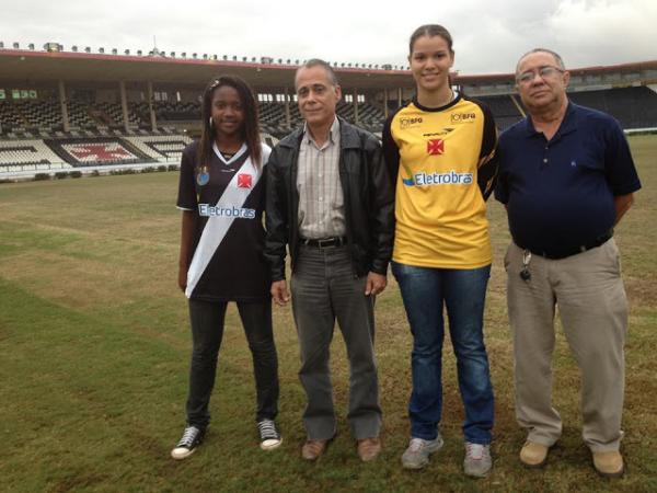 Gabriela Bastos, Tadeu Correia, Julia Nobre e Ademir Antunes
