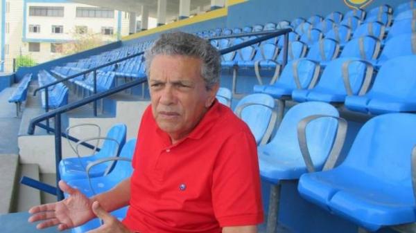 Nelsinho atualmente trabalha no Madureira