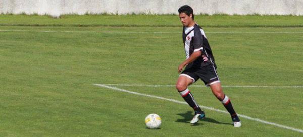 Zagueiro Roni Temporini, dos Juniores do Vasco