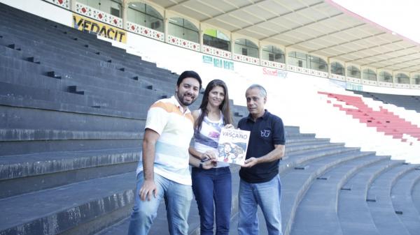 Gabriel Leonardo, representante do marketing, ngela Diniz e o vice presidente do infanto-juvenil Coronel Tadeu Correa.
