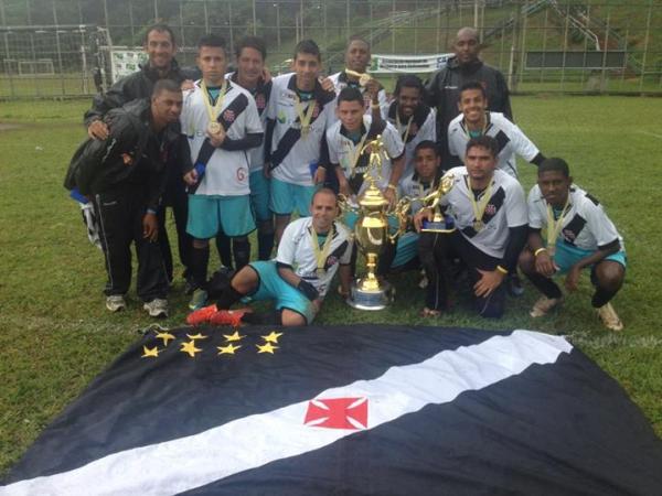 Vasco/Arouca campeo da Srie B