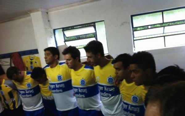 Jardel participou da reza junto com os jogadores