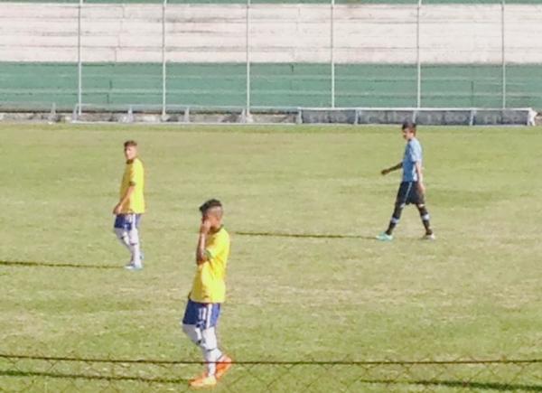 Matheus Pet (acima) e Evander (abaixo)