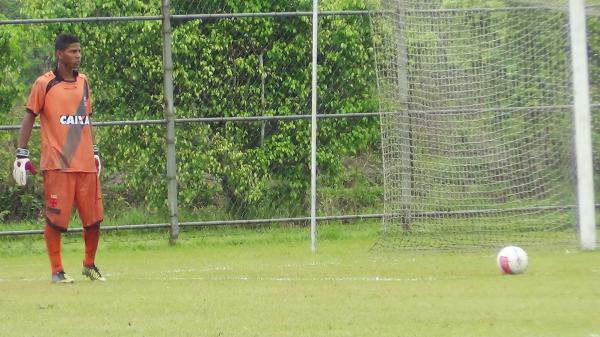 Joo Pedro, goleiro do Infantil do Vasco