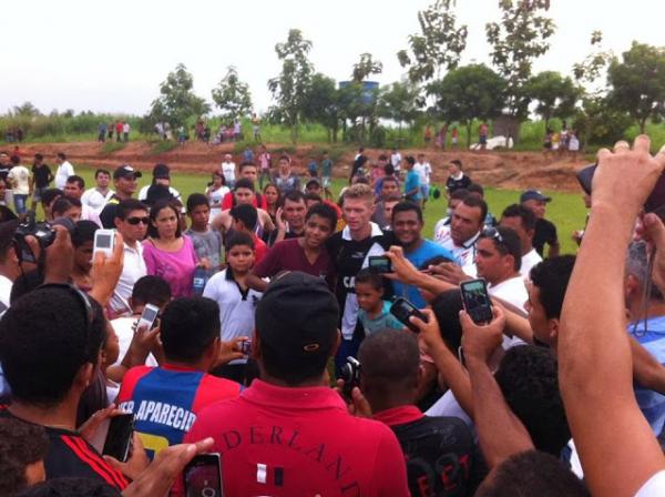 Marlone assediado em Augustin�polis