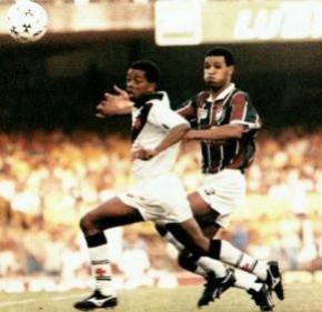 Dener contra o Fluminense no Maracan�