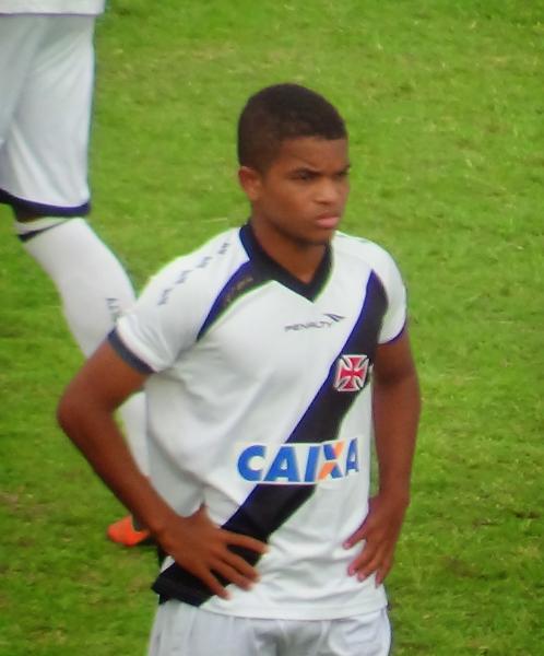 Lorran, lateral-esquerdo dos Juniores do Vasco