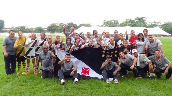 Elenco feminino do Vasco s se reapresenta em fevereiro
