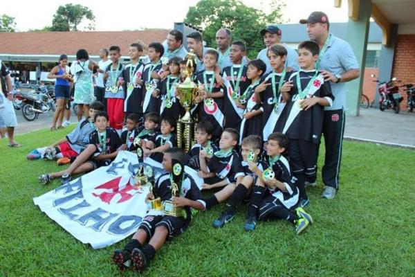 Pr-Mirim do Vasco, campeo da Copa Cidade Verde 2014