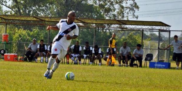 Jonatas Paulista, volante dos Juniores do Vasco