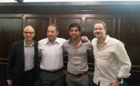 Time do Fim de Expediente  reforado por Juninho Pernambucano