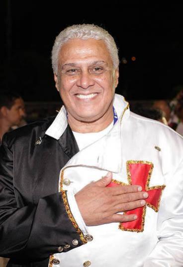 Dinamite antes do desfile